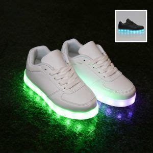 scarpe dior che si illuminano|sneakers dior.